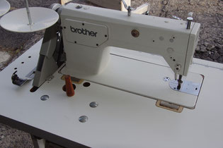 BROTHER DB2-B735 工業用ミシン 本縫いミシン 中古