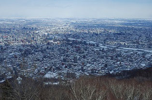 藻岩山山頂から見た札幌市