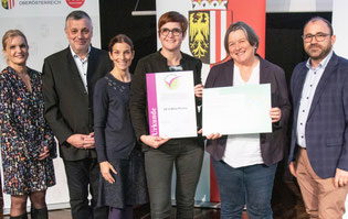 Im Bild (v.l.): SQM Doris Demmel, Bildungsdirektor Alfred Klampfer, Landtagsabgeordnete Elisabeth Manhal, Tanja Lauton (VS4), Direktorin Elke Leitner-Kraml, Albert Maringer (ÖGK)