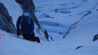 Goulotte alpinisme hivernal escalade mixte mixte climbing guide aussois haute maurienne vanoise bessans bonneval val-cenis termignon guide de haute montagne cascade de glace ski de randonnée