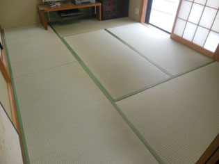 床から新しく 「新畳」 「中」の畳おもて