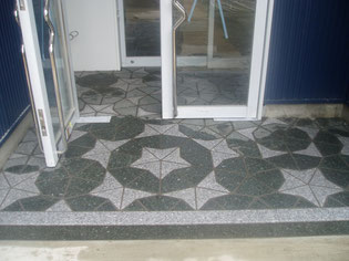 ペンローズタイル,Penrose tiling
