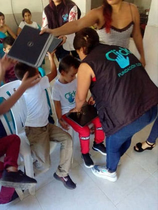 Donación de equipos de computo usados