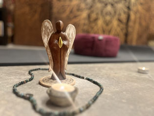 Yin Yoga Altersklasse 50+ in Laage Heilerpraxis Keinert