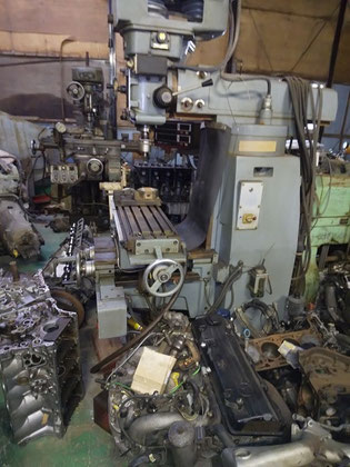 メルセデス―ベンツ113SL-111SEエンジン部品加工制作内燃機業務