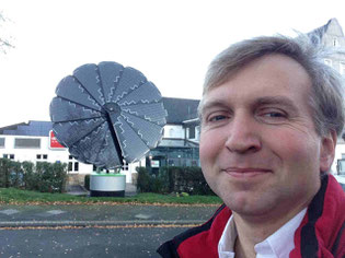 Speicherkosten im Verhältnis Stromerzeugung zum Stromeinkauf. Blid Beispiel mit der PV Sunflower günstig eigener Strom EVU Batterie Alternative