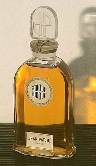 AMOUR AMOUR - GRAND FLACON AVEC BOUCHON EN VERRE SIGLE