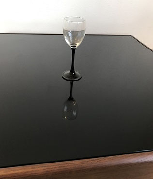 スクエアガラステーブル 朝日木材加工? 朝日木材加工㈱ ～スクエアガラステーブル『dura（デューラ