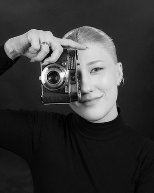 Martha Wüest, in Ausbild zur Fotomedienfachfrau EFZ, seit 2025