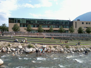 Therme in Meran, Südtirol mit Zugang zur Passer