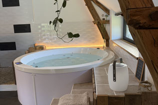 Jacuzzi privatif intérieur