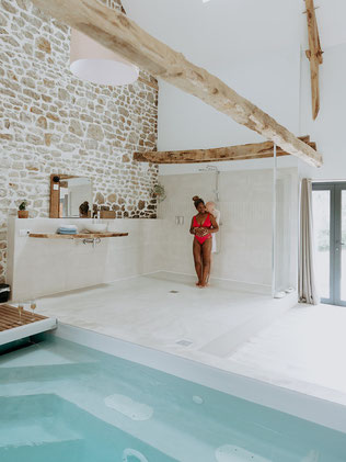 Piscine intérieure