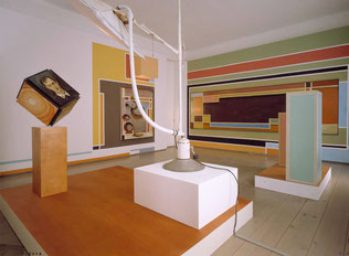 2005 "27 Überwiegend Recht Gelungene Skulpturen", Galerie Arndt & Partner, Berlin