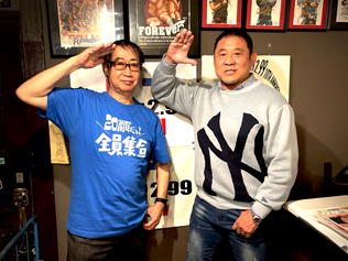 (右から)永田裕志選手、GK金沢克彦さん＜ゲスト＞