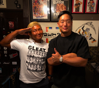 (左から)エル・リンダマン選手、T-Hawk選手