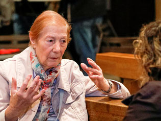Zeitzeugin Ingrid Menk (85) hat als Zehnjährige 18 Stunden im Bunker ausgeharrt. (WAZ-Foto: amara Ramos / FUNKE Foto Services)