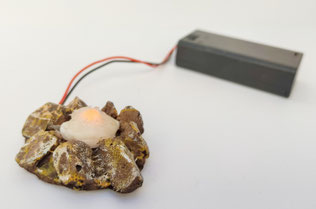 Fuego con piedras a pilas (Ref. 3806) - Alicia Torres