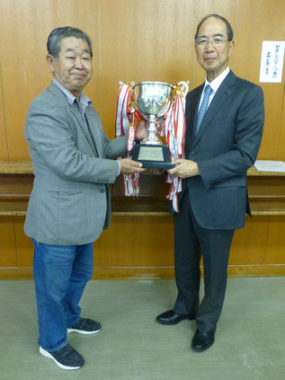 荒川(同六部)　表彰者は安藤新会長 4/14