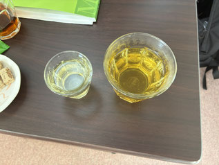 (マテ茶の飲み比べ)