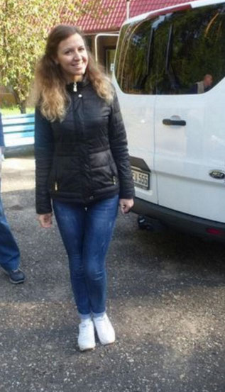 Immer ein Lächeln für die Bobbies hat unsere Dolmetscherin Alexandra . Organisatorin für Partnerprojekte