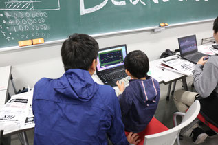 「BeatSense」によるゲーム展示では、部員が作ったゲームを来場者が体験できた