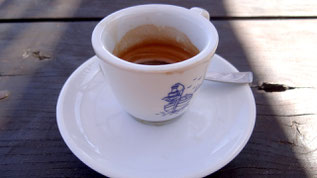Die Milch macht's - Lieber Espresso als Milchkaffee - fair4world