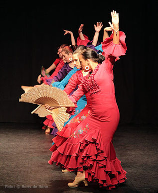 Flamencotanz Guajira im Tanzstudio La Fragua in Bonn/Color-Foto by Boris de Bonn