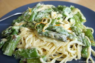 Spaghetti mit grünem Spargel