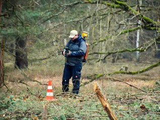 Kampfmittelsondierung. Foto: Folker Fenkel