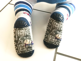 Fliesen Flitzer Air von Sterntaler, Antirutschsocken