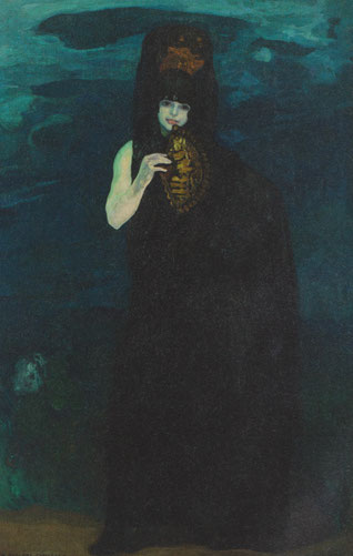 Anglada Camarasa.La madrileña,1913.Óleo 184cmx120cm. También expuesta en América como la chula negra,de monumental esbelta presencia ataviada con mantón de Manila o abanico.El contraste oscuro con el brazo pálido desnudo indica el gusto por la bidimension