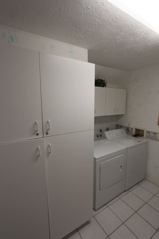Marco Island Vacation Home laundry room