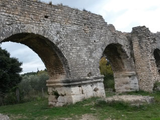 Fontvieille et aqueduc de Barbegal :20 novembre 2016