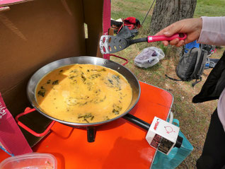 Un des 3 services d'omelette aux asperges sauvages