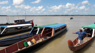 Départ pour Albina au Surinam. Traversée du Maroni en pirogue