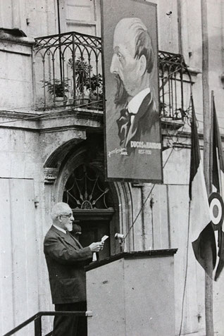 En 48, Alexis Pain, maire d'Agen, pendant son discours. (Archives municipales)