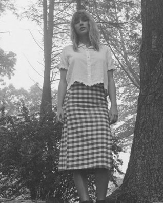 Taylor Swift for 'Taylor Swift NOW' (2016)