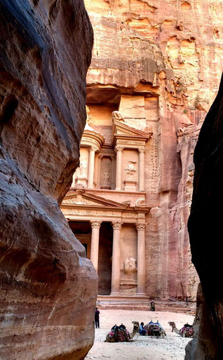The famous Royal Treasury at Petra, Jordan. Dante Harker