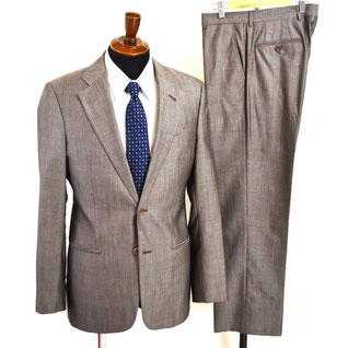 アルマーニ(ARMANI)売るならスーツ買取.com - ブランドスーツ アルマーニ(ARMANI)売るならスーツ買取.com - ブランドスーツ