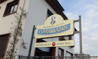 Der Eingang der Kelterei POSSMANN