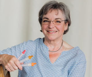 Frau Blutentnahmeröhrchen