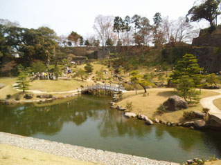 早春の玉泉院丸庭園