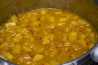 Mango-Ananas Chutney Rezept selber machen exotisch indisch Sauce Mango-Sauce