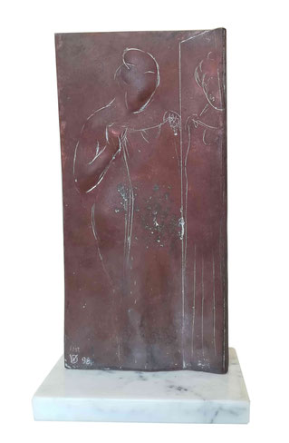 Vor dem Spiegel I (Garderobe), 1998, Bronze, Höhe 29 cm