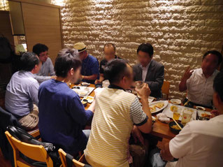 平野さん各テーブルを周りお話ありがとうございます!