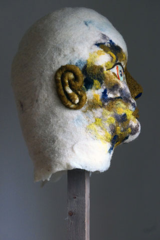 Gardien.nes XII dim h 42 cm x 22 cm x 29 cm, 2025