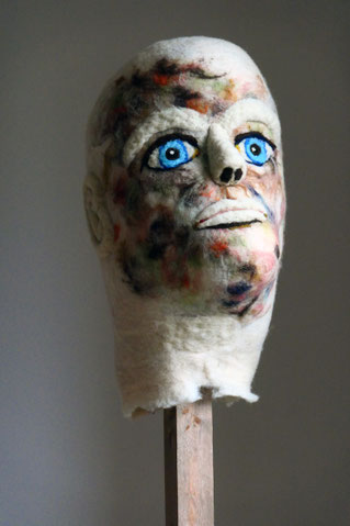 Gardien.nes XV dim h 42 cm x 21 cm x 31 cm, 2025