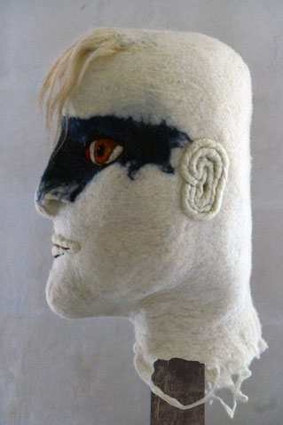 Gardien.nes XVII dim h 58 cm x 27 cm x 40 cm, 2025