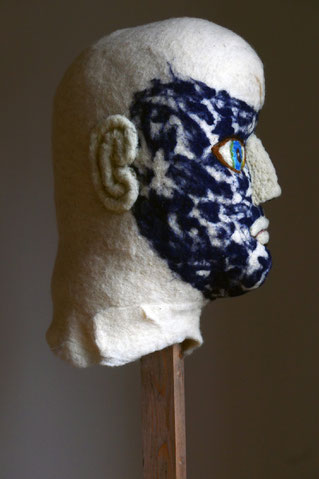 Gardien.nes XI dim h 43 cm x 22 cm x 29 cm, 2025