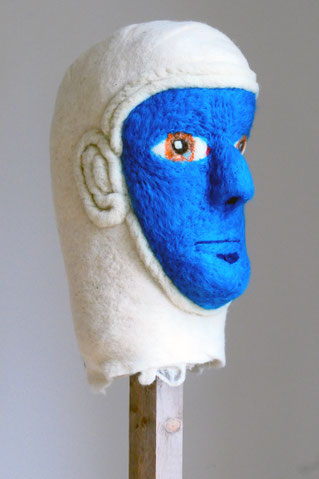 Gardien.nes VII, dim. h 41 cm x 20 cm x 28 cm.